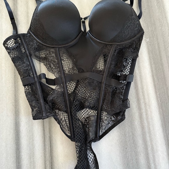 Victoria’s Secret Bombshell Fishnet Floral Teddy Halloween angel, devil - XS NEW - Picture 7 of 8